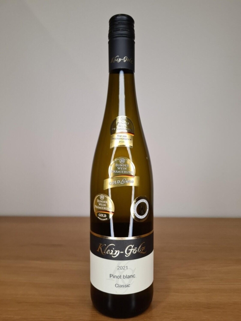 Weißburgunder Pinot Blanc Classic halvtør 2021 dobbelt GULD vinder